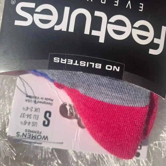 Feetures Everyday Cushioned Socks - Picture 8 of 8